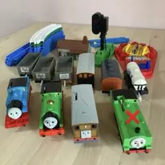 【ジャンク】　プラレール　トーマス、パーシー、客車　貨車　…他セット