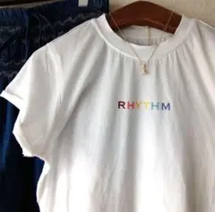レインボーロゴRHYTHMカットオフTシャツ白　XSショート丈　新品未使用タグ付