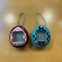 美品　鬼滅の刃　たまごっち　炭治郎柄　ねず子柄　2個セット