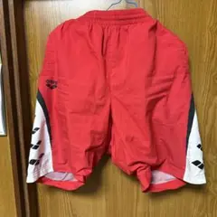 arena レッド ハーフパンツ