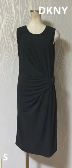 お値下げ‼️DKNY ノースリーブ　ドレープ　ワンピース