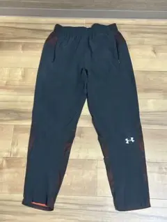 Under Armour トレーニングパンツ Mサイズ