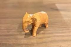 タイパビリオン　ガシャポン　象
