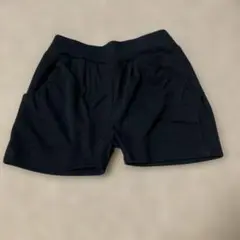 黒　半ズボン　110センチ