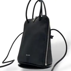 【極美品】ヴュレ ミニショルダー 2way ブガッティ型 カウレザー ブラック