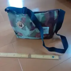 Item thumbnail for item ce1d82a3-306e-4e86-9899-1b94c4eb28d1