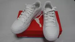 【美品】PUMA スニーカー ホワイト 25.5cm