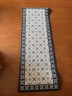 ネイビーとホワイトのキッチンマット