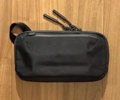 Aer Slim Pouch Black