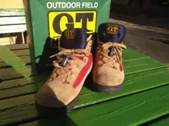 GTHAWKINS トレッキングシューズ 登山口