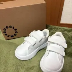 美品　アドバンコート　キッズ　adidas