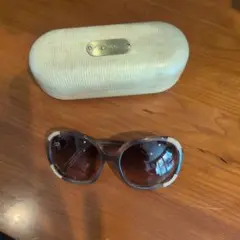 Item thumbnail for item 9ad339f8-509e-436c-bc8a-5c1af7209a8b