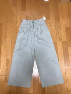 新品未使用　タグ付き　Gap ワイドパンツ　モスグリーン