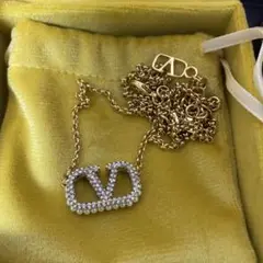 Valentino VLOGO SIGNATURE メタル ネックレス