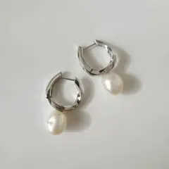 ete エテ Hug Pierce フープ パール ハグ ピアス シルバー