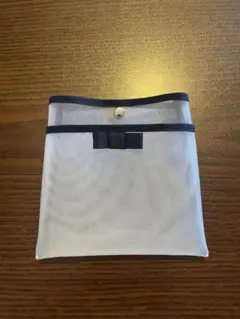 A.Y.Judie （エイワイジュディ） メッシュタオルポーチ 美品