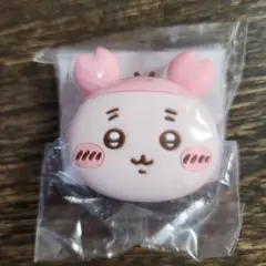 ちいかわ　おかおミニ シリコンポーチ