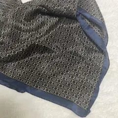 23区シルクスカーフ　オンワード樫山