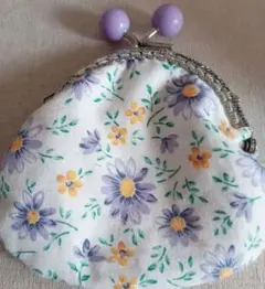 ハンドメイド花柄がま口 紫色ボール留め具付き