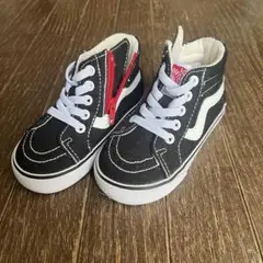 Item thumbnail for item d687d0bd-a8a6-4ce0-a299-9fd6b57f52e8