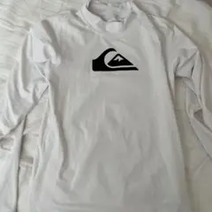 Quiksilver ロングスリーブラッシュガード 150