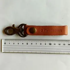 Victorinox レザーキーホルダー ブラウン