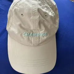 Champion ベージュキャップ