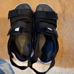 NIKEナイキ　キャニオンサンダル　23センチ