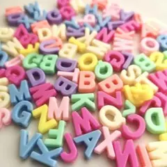 アルファベット ビーズ 約100個