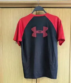 週末値下！Under Armour 　Tシャツ YXL 赤/黒　まとめ割あり