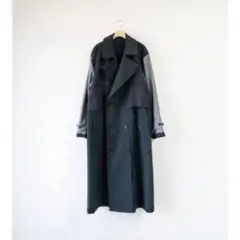 YOKE REVERSIBLE DOUBLE BREASTED COAT