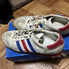 希少　ヴィンテージ　93年製　adidas VIENNA US8 26cm 希少 ヴィンテージ 93年製 adidas VIENNA US8 26cm - メルカリ