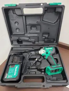 マキタ インパクトドライバ MTD001DSX 充電器、ケース付