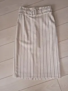 Item thumbnail for item 43ce3e36-a17b-40a0-8252-1f7e5a8f64a5