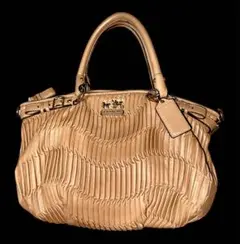 【極美品】COACH ＊ボディバッグ ポーチ レザーブラック ゴールド金具 2025年最新】コーチ 18620の人気アイテム - メルカリ