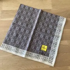 FENDIフェンディ　ズッカ柄 ハンカチ