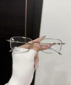 gentle Monster 似メガネ
