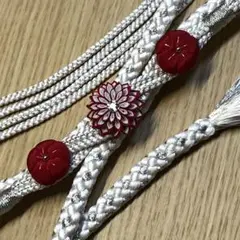 【値下げしました】ICHIKURA振袖帯締め 梅ぷっくりに剣摘み