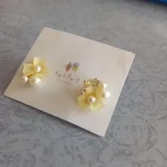 イロトリドリ　イエローフラワーピアス
