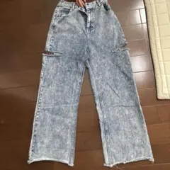 ダメージカットデニム　M size