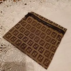 FENDI フェンディ ズッカ柄 ポーチ