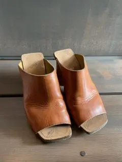 Maison Martin Margielaブラウンレザーオープントゥサンダル