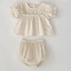 【新品】フリル袖 トップスとショートパンツ セットアップ 80センチ