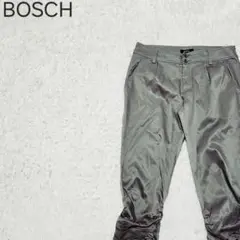 ボッシュ 裾くしゅくしゅデザイン ストレッチ クロップドパンツ オリーブ