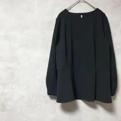 クロスファッション　ブラウス　黒　長袖　フレア　ティアドロップ　春夏　カットソー
