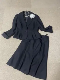黒のジャケットとスカートはフォーマンスーツ入学式、卒業式に！　　美品