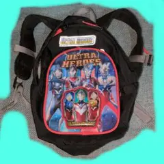 ウルトラヒーローズ リュック 壊れいる箇所があります