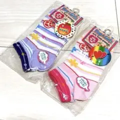 カラフルストライプ ソックス キッズ靴下 2足セット 缶バッチ付き 新品✨