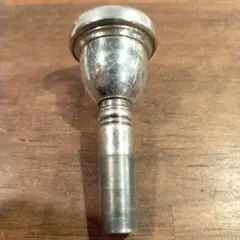 Item thumbnail for item d68cb0f6-fc28-435f-bfde-e0e63af027be