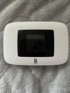 【美品】Rakuten WiFi Pocket Platinum 本体と箱付き